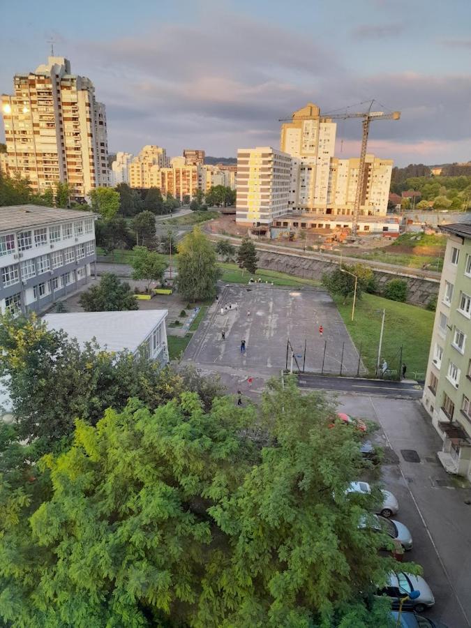 Apartman Bulevar Stupine 图兹拉 外观 照片